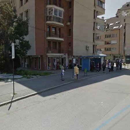 Fantastic 3 Bedroom Lejlighed *