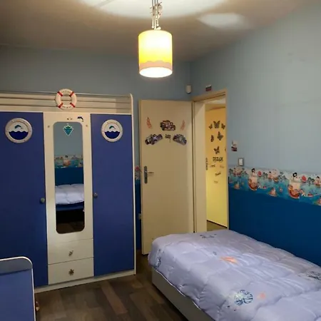 Apartament Fantastic 3 Bedroom Sofia